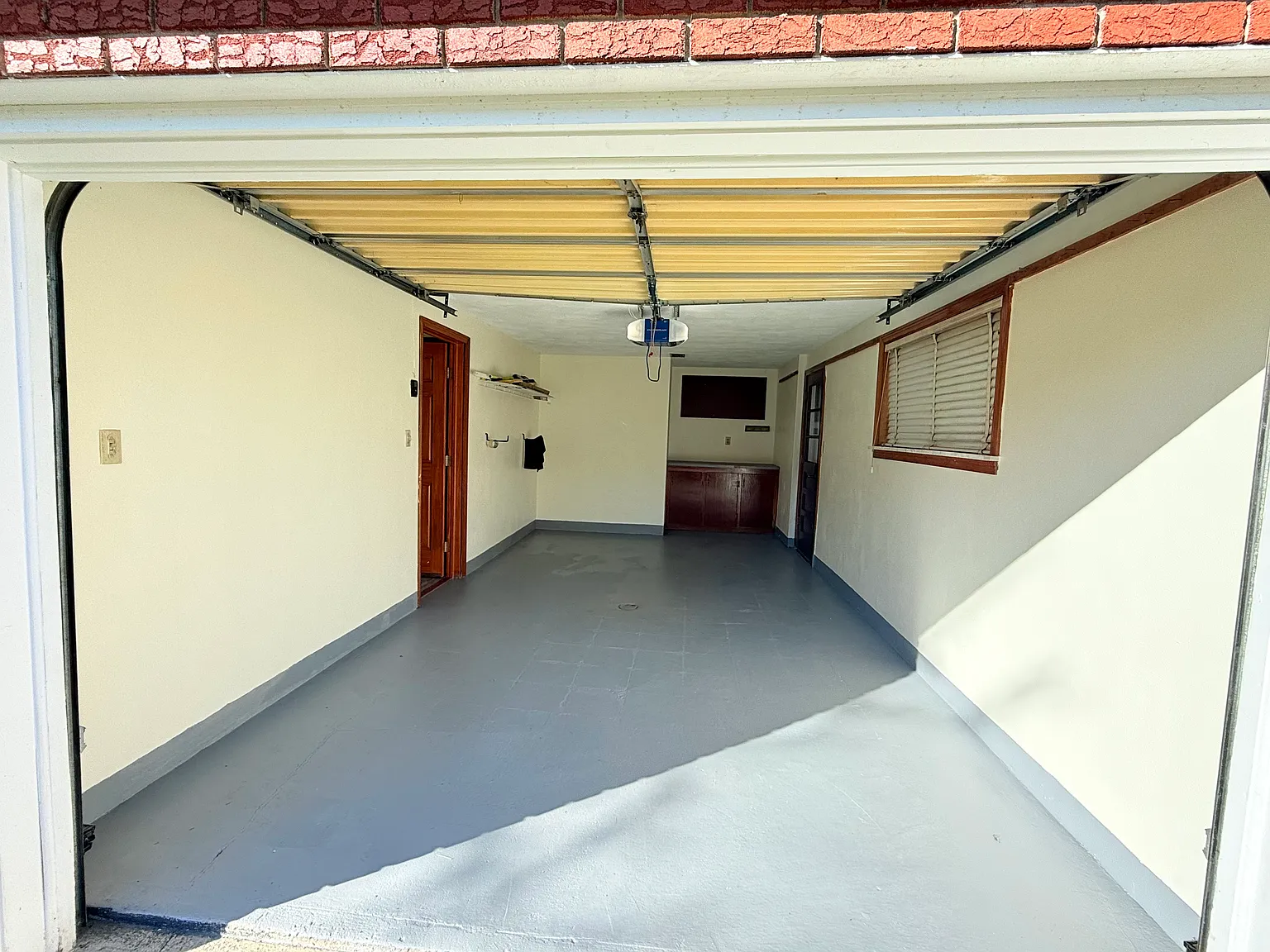 3 bed, 1222 sqft, $2,000 — Photo 4