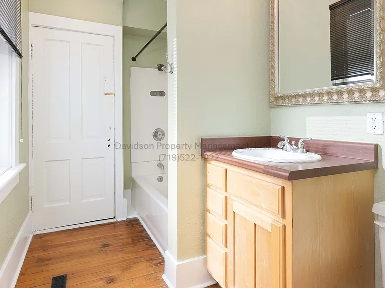2312 N Weber St — Photo 7