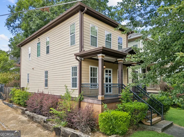 592 Griffin St NW, Atlanta, GA 30318