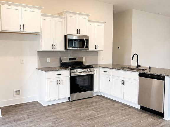 3rd image of 12825 Lime Stone Ln