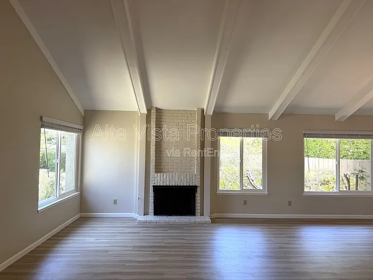 12480 Escala Ln — Photo 5