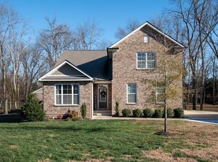 1509 Tara Ct, Lebanon, TN 37087