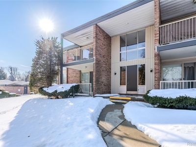 4045 W Maple Rd APT C101, Bloomfield Hills, MI, 48301
