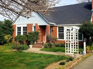 25252 N Watkinson Rd, Acampo, CA 95220