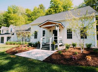 4656 Mountain Rd, Stowe, VT 05672