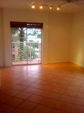 5th image of 100 Jefferson Ave APT 10009
