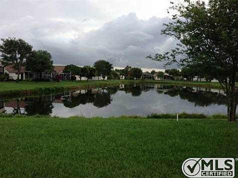 3rd image of 5803 Royal Club Dr