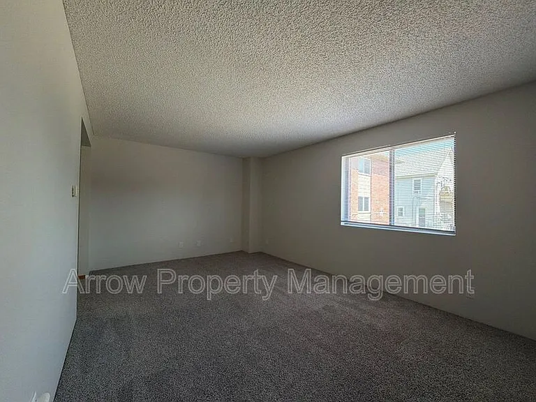 1431 D St #8 — Photo 7