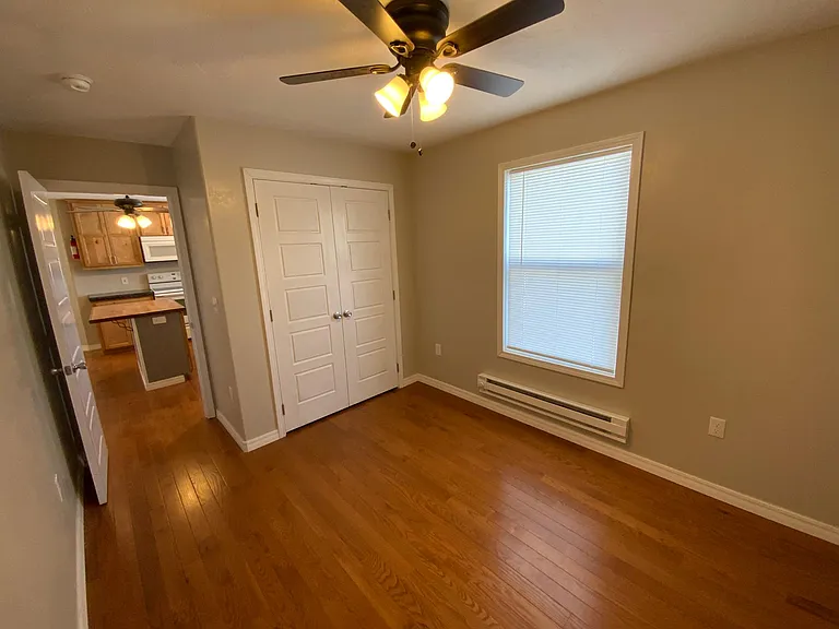 504 S Ave E — Photo 19