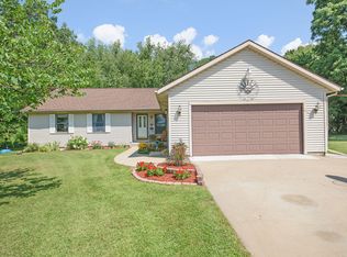 44084 County Road 358, Paw Paw, MI 49079