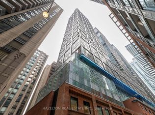 15 Mercer St #3404, Toronto, ON M5V0T8
