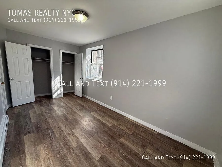Building Photo - 998 Jennings St #1