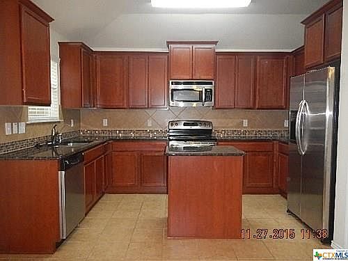 4th image of 3604 Foxglove Ln