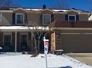 1116 N Mare Barn Ln, Addison, IL 60101