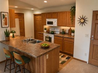 700 Angel Ct APT 118, Holmen, WI 54636