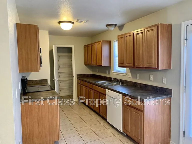 4317 SE 87th St — Photo 6