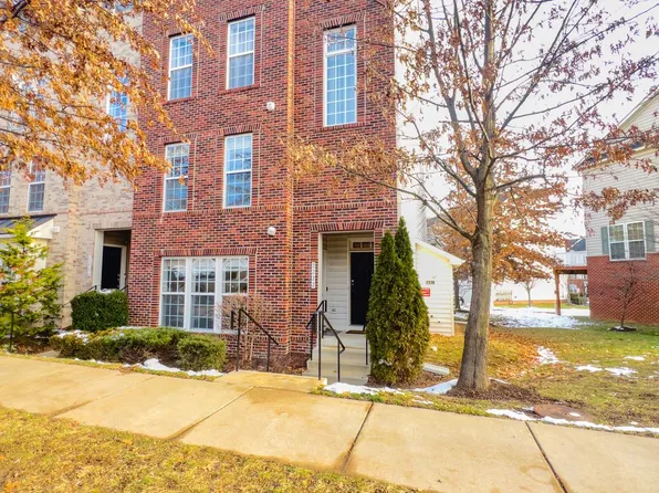 2222 Merseyside Dr, Woodbridge, VA 22191