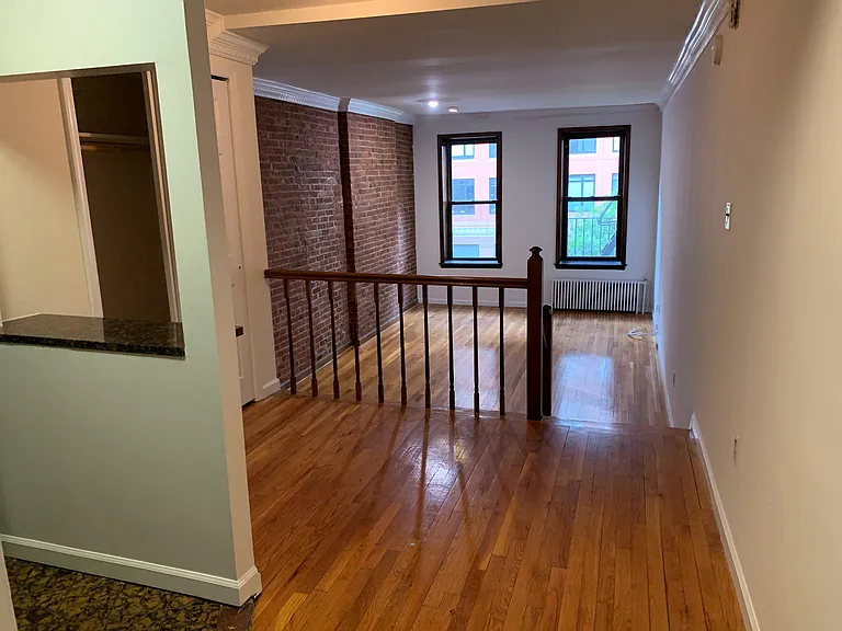 351 Amsterdam Ave #7S — Photo 1