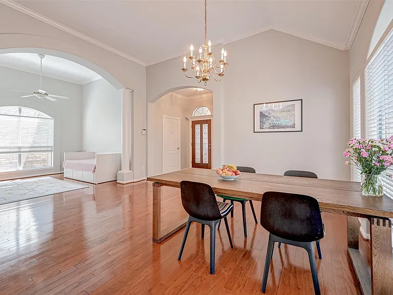 1107 Parkhaven Ln — Photo 12