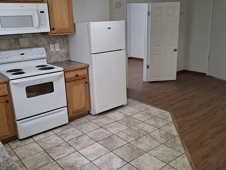 317 W Mulberry St #5 — Photo 10
