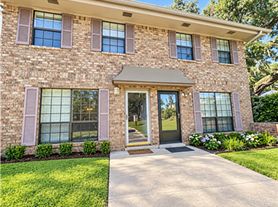 2220 E Victory Dr, Savannah, GA