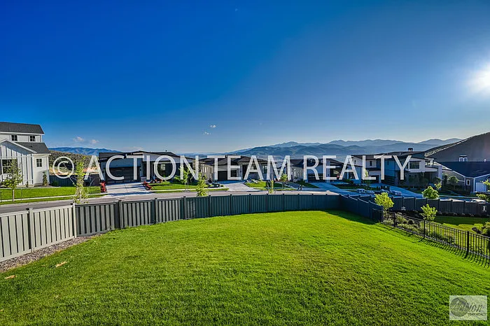 1722 W Oakridge Dr — Photo 60