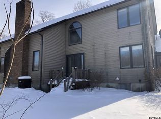 3954 Touareuna Rd, Amsterdam, NY 12010