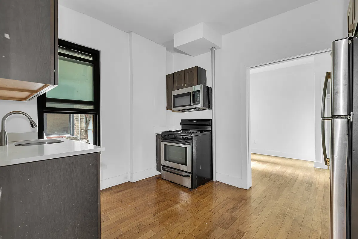 145 Borinquen Place #6 in Williamsburg, Brooklyn | StreetEasy