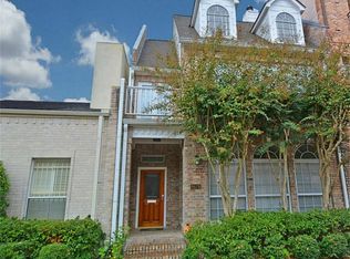 9674 Longmont Dr, Houston, TX 77063