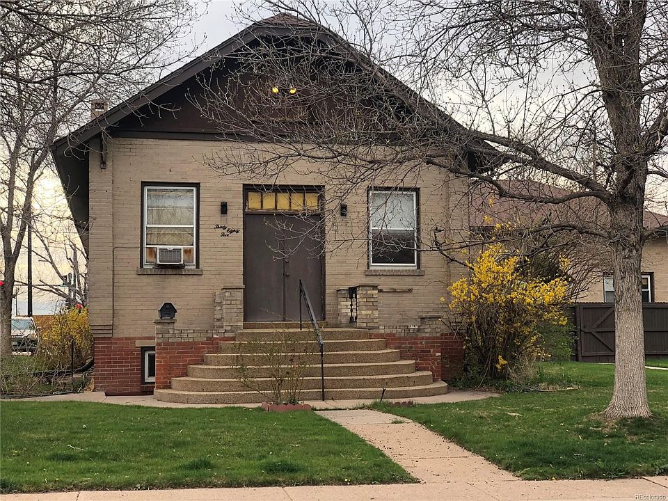 2nd image of 3085 S Pennsylvania St