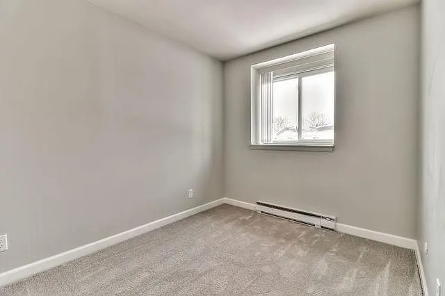 801 Hartwell Dr — Photo 10