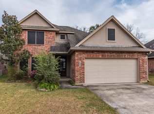 303 Spanish Moss Ln, Broussard, LA 70518