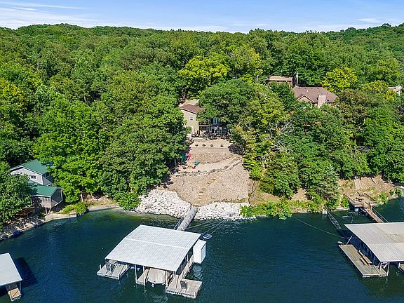 2nd image of 1463 Cape Wood Dr