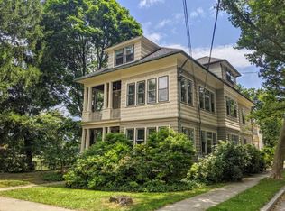 85 Savoy St #1, Providence, RI 02906