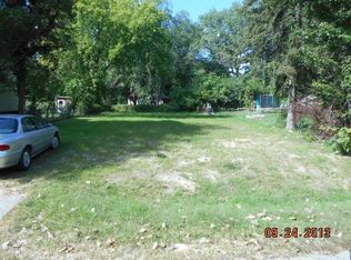 20765 Poinciana St, Southfield, MI 48033