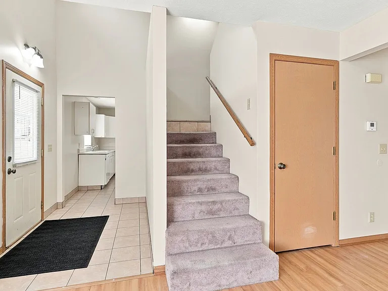 2264 Y St #1 — Photo 10