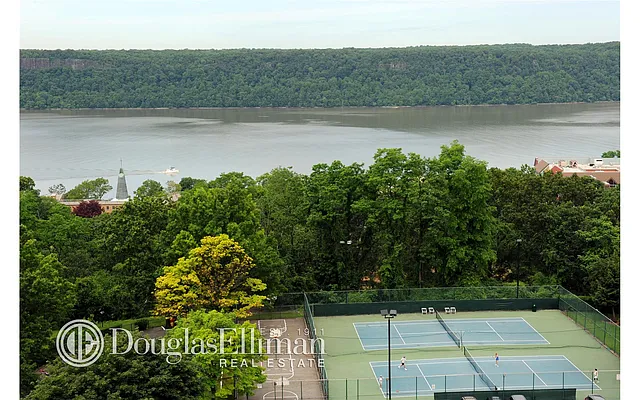 Sold by Douglas Elliman | media 29