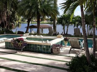 8100 W Lake Dr, Lake Clarke Shores, FL 33406