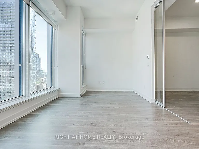 8 Wellesley St W #2606 — Photo 42