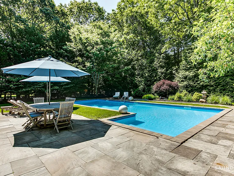 12 Underwood Dr — Photo 23