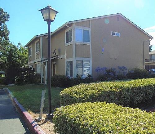 2nd image of 2268 Warfield Way Unit D