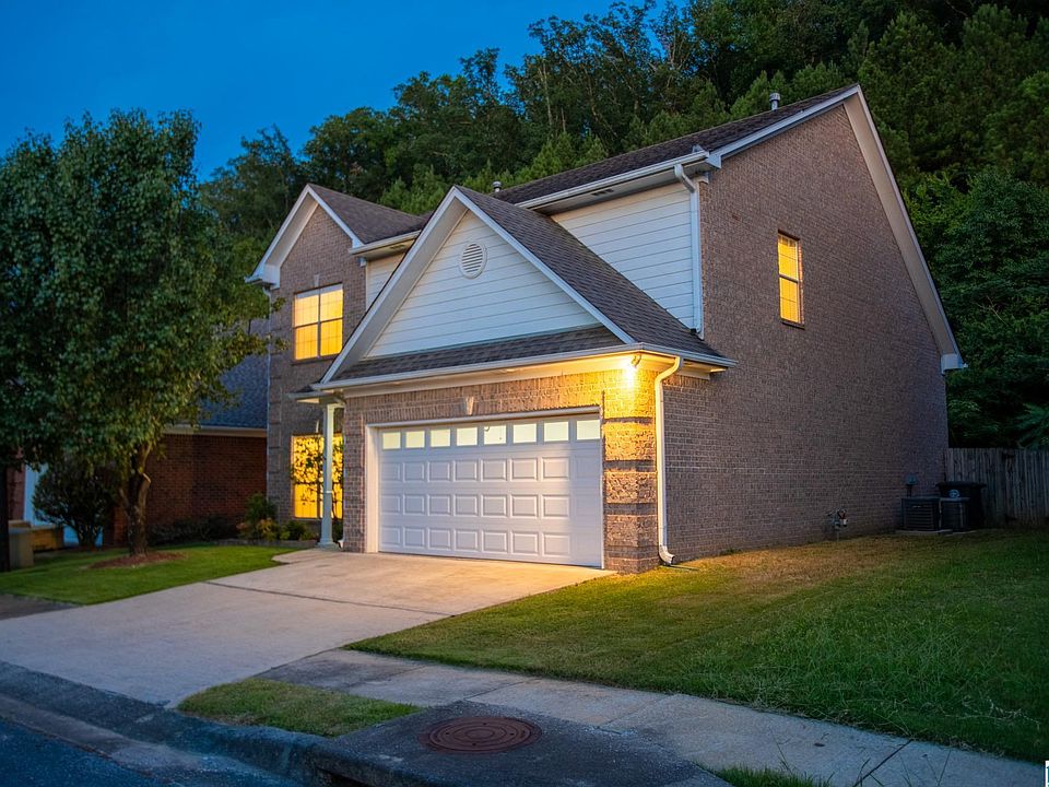 1st image of 953 Castlemaine Dr