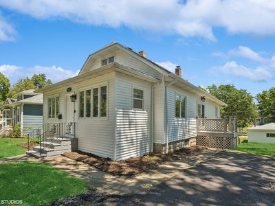 109 S Adams St, Westmont, IL, 60559