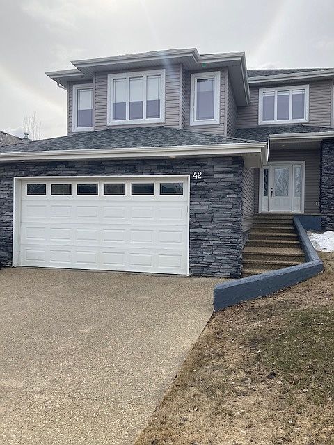 1st image of 42 Oak Vista Dr