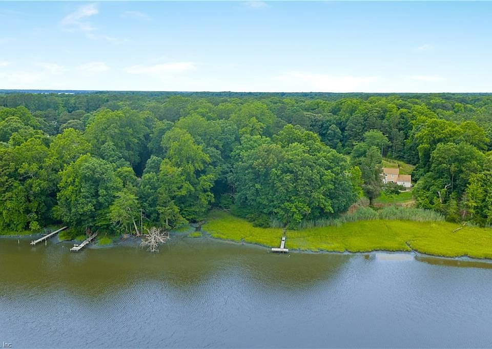 1st image of 3938 Paradise Point Rd
