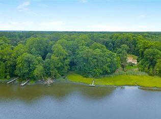 3938 Paradise Point Rd, Hayes, VA 23072