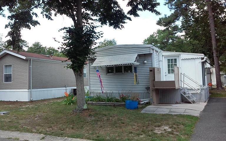 1st image of 22 Panda Ln