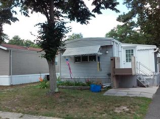22 Panda Ln, Whiting, NJ 08759