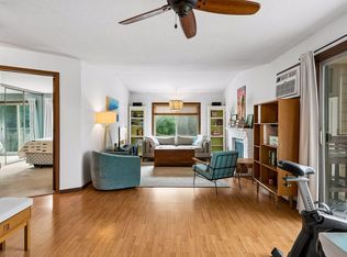 2040 Ridge Dr APT 32, Saint Louis Park, MN 55416