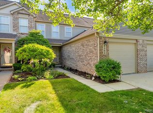 4363 Hunters Cir E, Canton, MI 48188